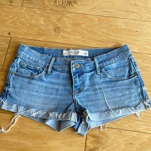 Abercrombie low rise short Jean shorts